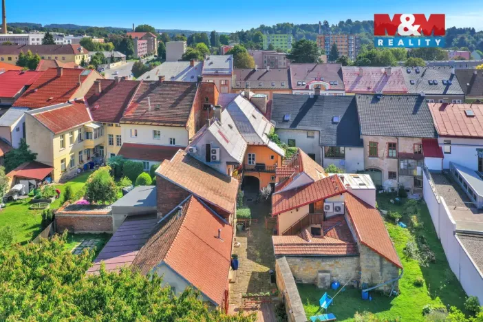 Prodej činžovního domu, Hořice, náměstí Jiřího z Poděbrad, 385 m2