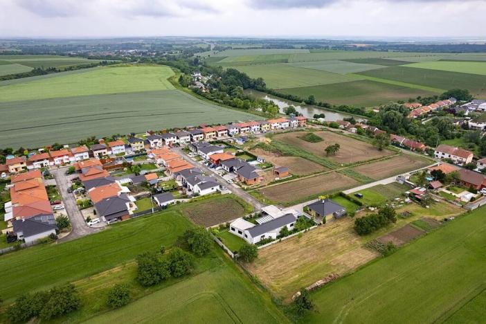 Prodej pozemku pro bydlení, Syrovice, 421 m2