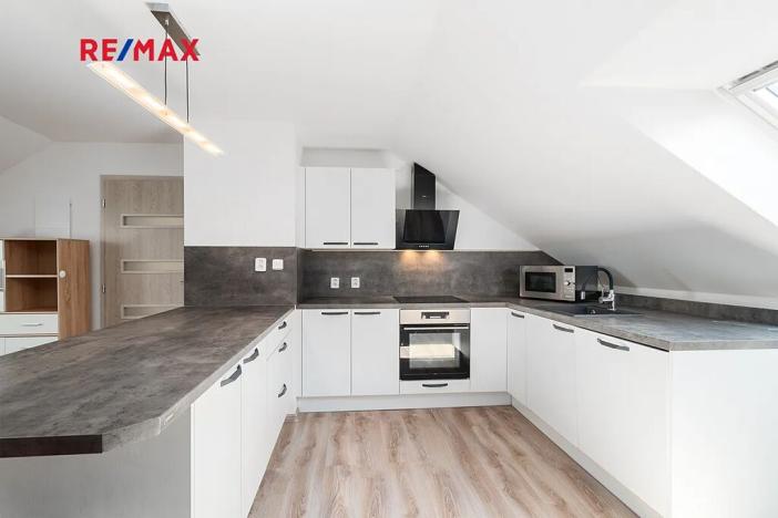 Prodej rodinného domu, Vejvanov, 450 m2