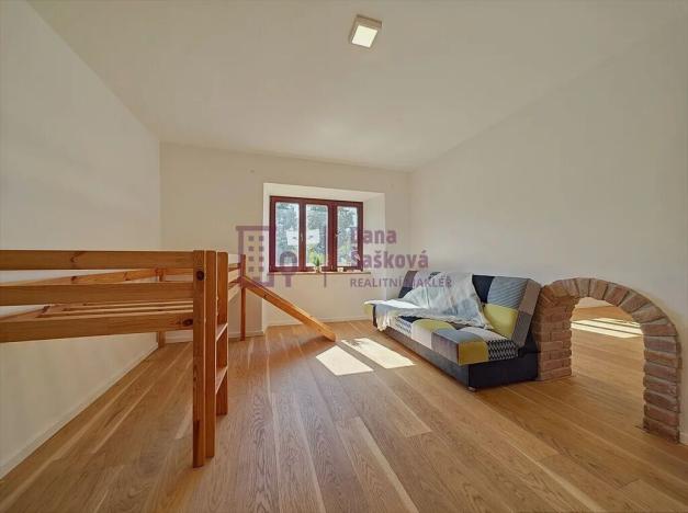 Prodej rodinného domu, Kunžak, 401 m2