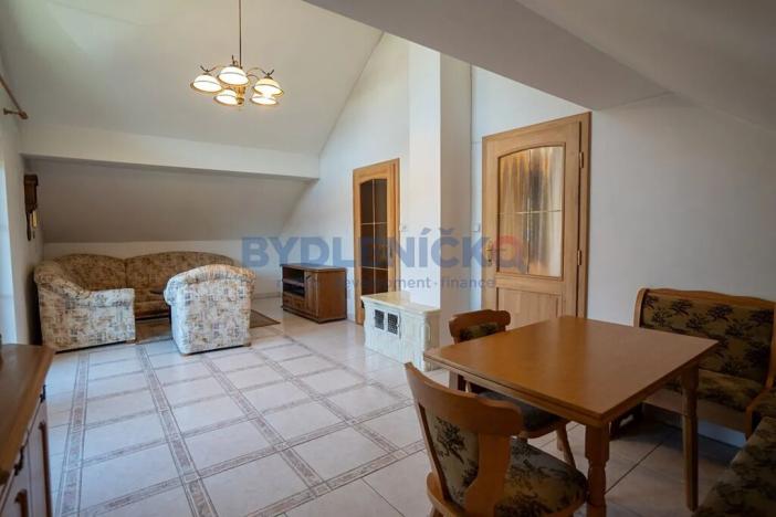 Prodej vícegeneračního domu, Volary, Budějovická, 248 m2