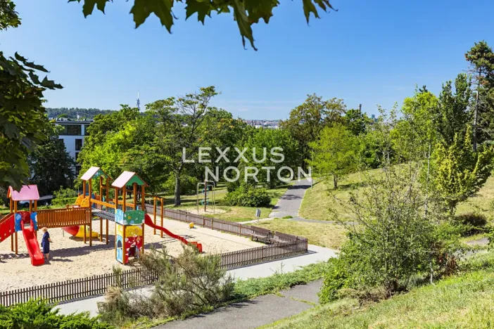 Prodej bytu 2+kk, Praha - Libeň, Zenklova, 55 m2