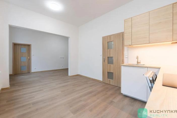 Pronájem bytu 2+1, Teplice, 28. října, 50 m2