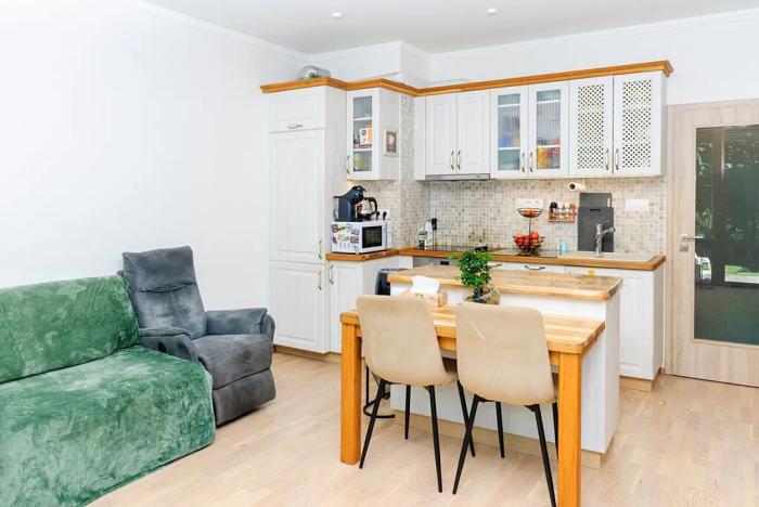 Prodej bytu 2+kk, Praha - Hrdlořezy, Učňovská, 48 m2