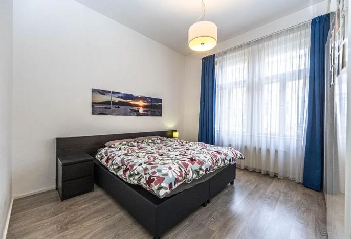 Prodej bytu 2+kk, Praha, Lucemburská, 51 m2