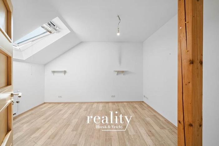 Prodej restaurace, Dobšice, Lahoferova, 797 m2