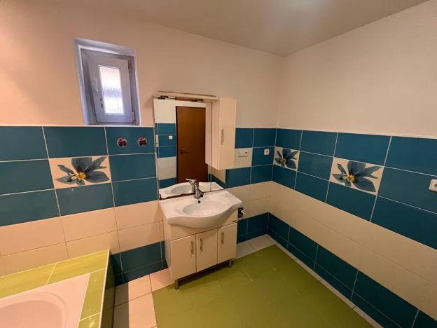 Prodej rodinného domu, Ovčáry, 138 m2