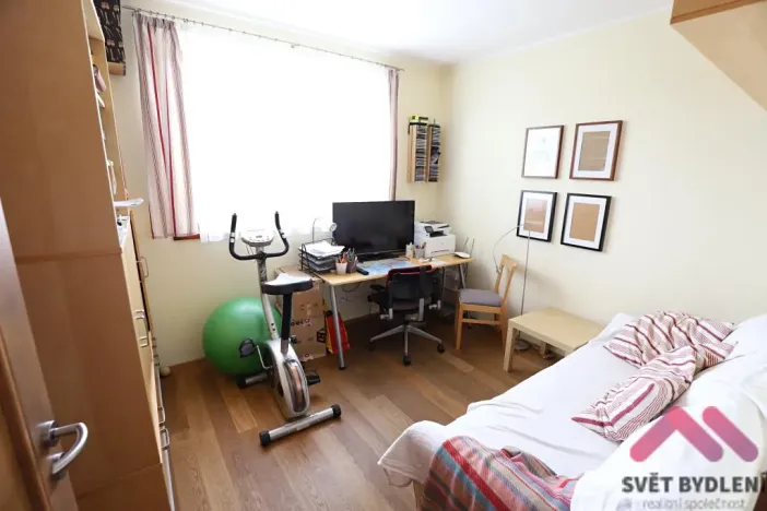 Pronájem rodinného domu, Praha - Dubeč, Kolocova, 221 m2