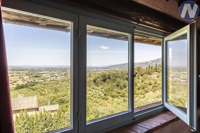 Prodej vily, Cortona, Itálie, 350 m2