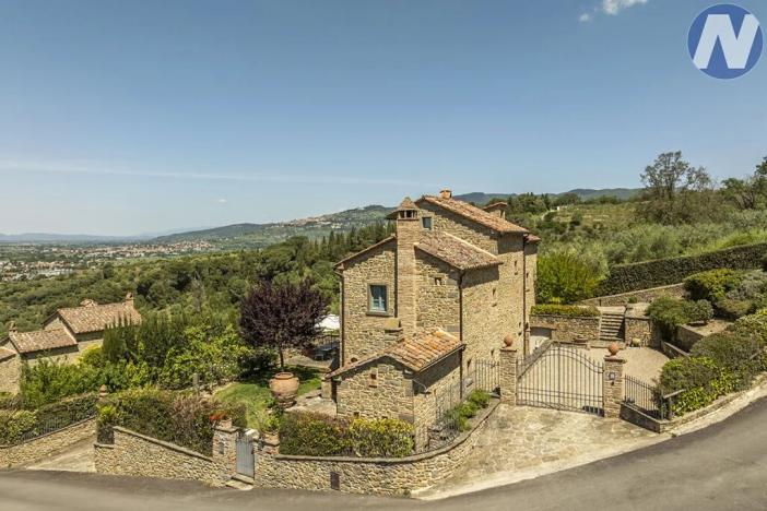 Prodej vily, Cortona, Itálie, 350 m2