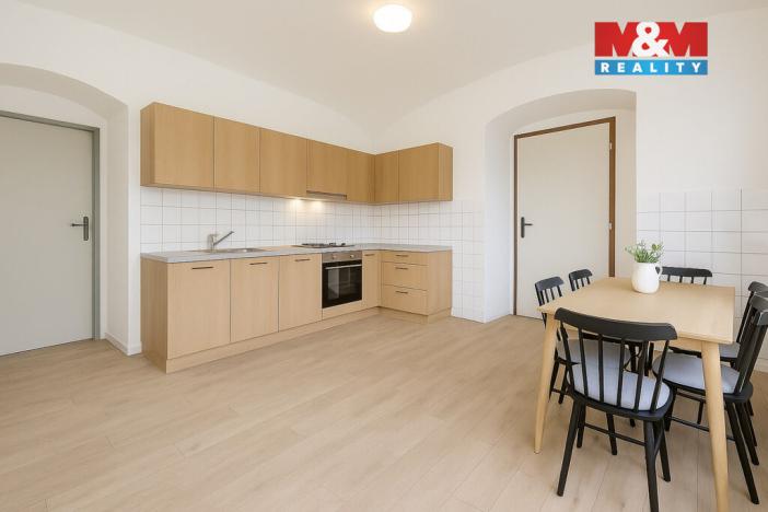 Prodej rodinného domu, Paskov, Komenského nábřeží, 200 m2