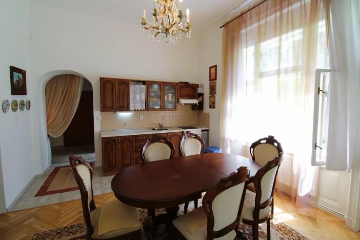 Prodej bytu 3+1, Karlovy Vary, Krále Jiřího, 91 m2