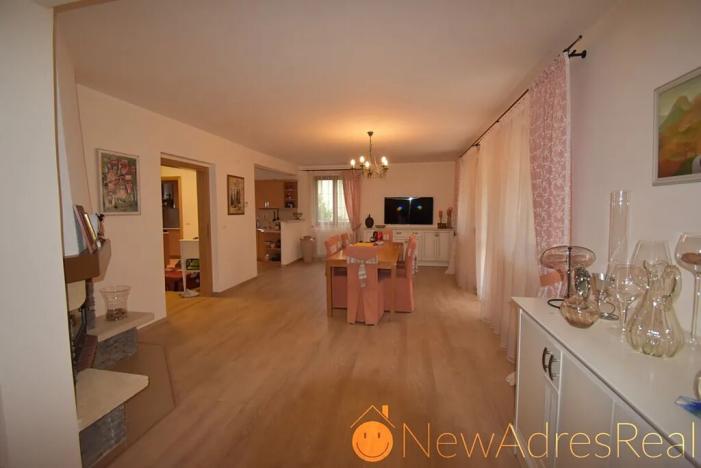 Prodej vily, Karlovy Vary, Tisová, 220 m2