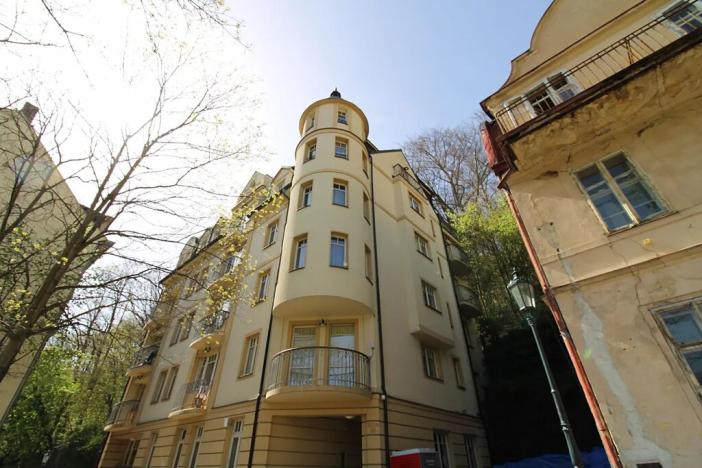 Prodej bytu 4+kk, Karlovy Vary, Pod Jelením skokem, 191 m2