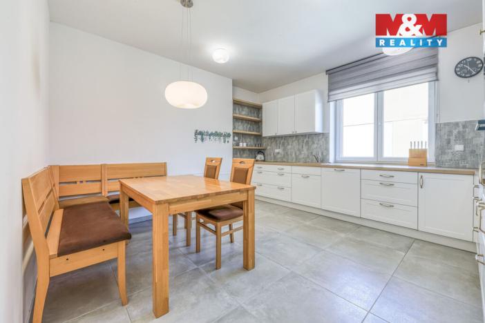 Pronájem bytu 3+1, Plzeň - Jižní Předměstí, Erbenova, 140 m2