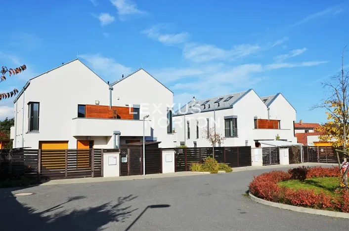 Prodej rodinného domu, Jinočany, Emy Destinové, 139 m2