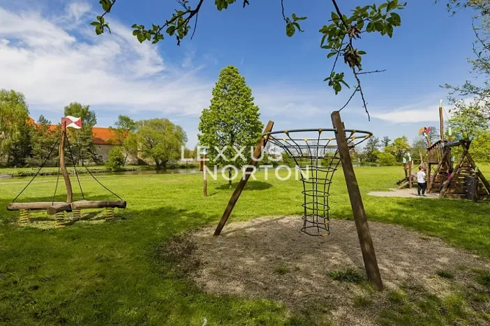 Prodej rodinného domu, Jinočany, Emy Destinové, 139 m2