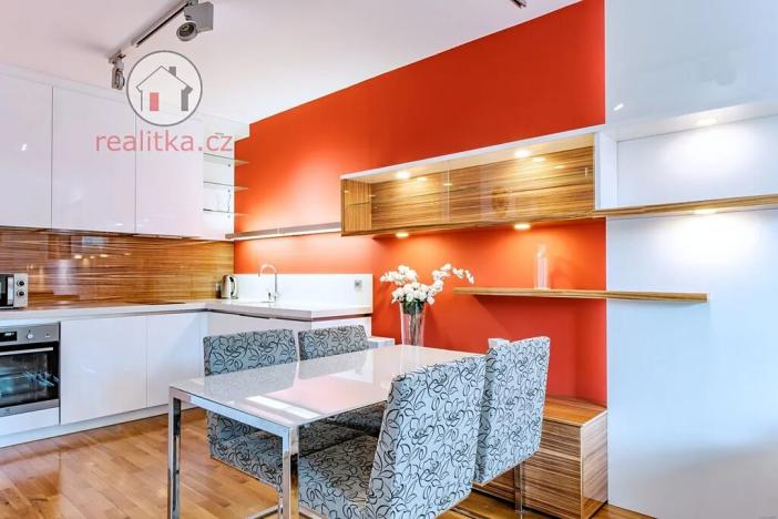 Prodej bytu 2+kk, Praha - Žižkov, Havlíčkovo náměstí, 60 m2