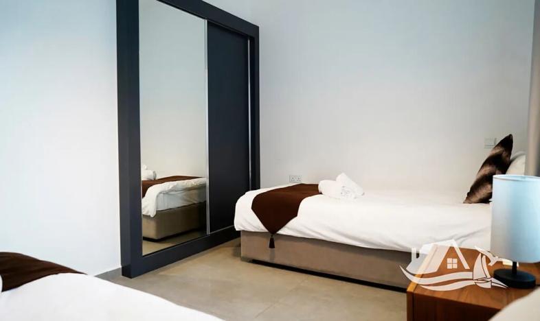 Prodej bytu 2+1, Agios Amvrosios Keryneias, Kypr, 94 m2