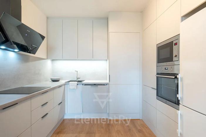 Pronájem bytu 2+kk, Hradec Králové, Kubelíkova, 70 m2