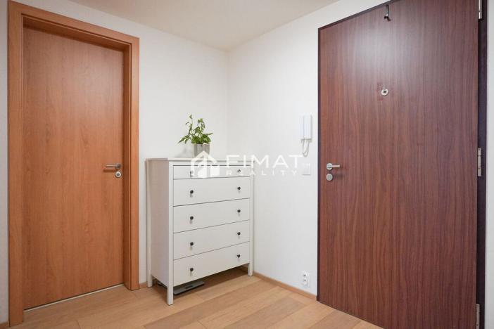 Pronájem bytu 2+kk, Praha - Modřany, Vrátnická, 55 m2