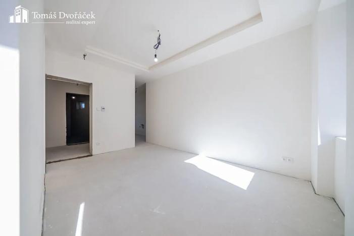 Prodej bytu 2+1, Lomnice, Tišnovská, 43 m2