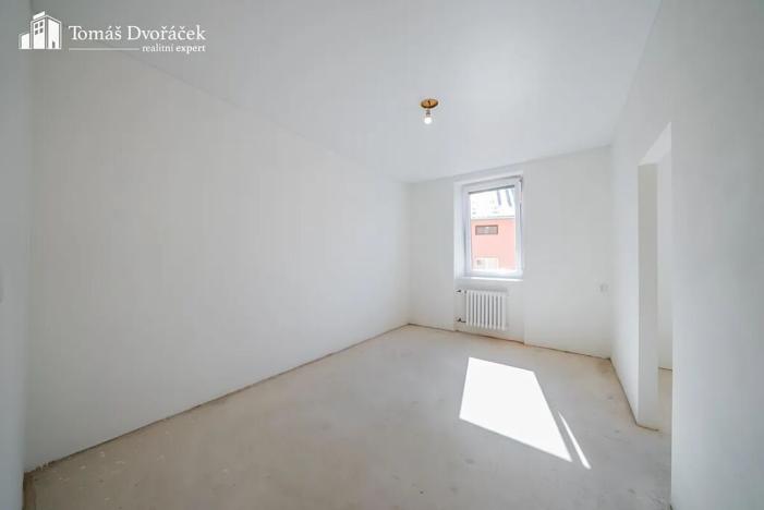 Prodej bytu 3+1, Lomnice, Tišnovská, 67 m2