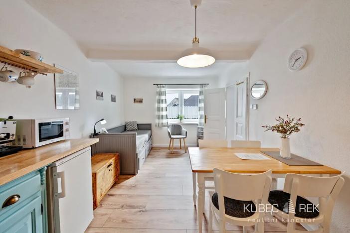 Prodej rodinného domu, Počátky, Mariánské nám., 80 m2