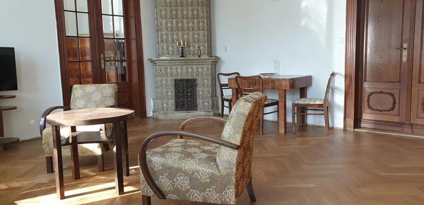 Pronájem bytu 2+1, Teplice, Čs. dobrovolců, 84 m2