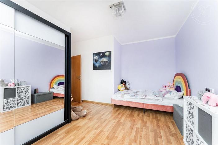 Prodej bytu 4+kk, Praha, Zvěřinova, 108 m2