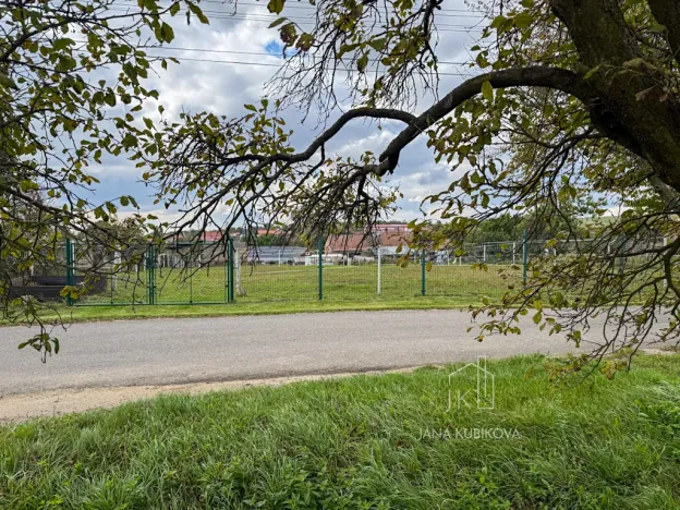 Prodej pozemku pro bydlení, Újezdec, 651 m2