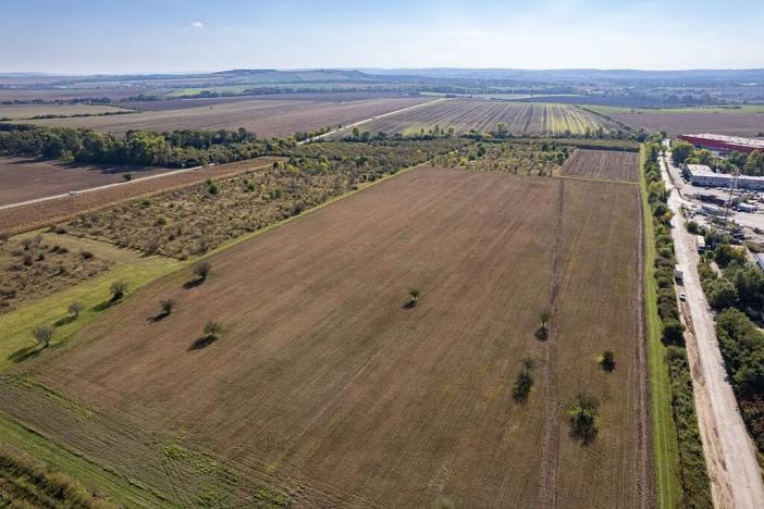 Prodej pole, Brno, 11220 m2