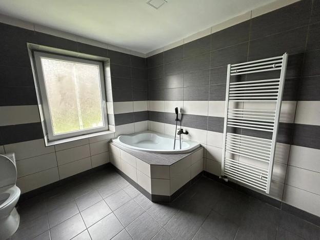 Dražba rodinného domu, Meziměstí, Školní, 173 m2