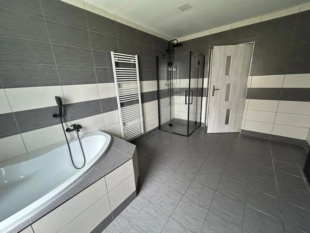 Dražba rodinného domu, Meziměstí, Školní, 173 m2