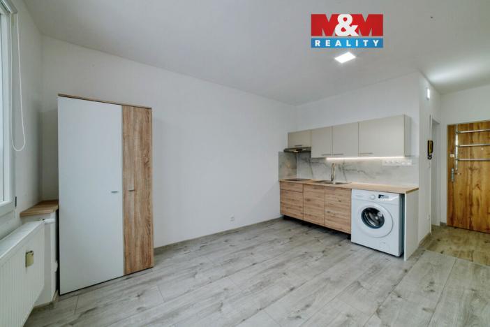 Pronájem bytu 1+kk, Mariánské Lázně - Úšovice, Hroznatova, 19 m2