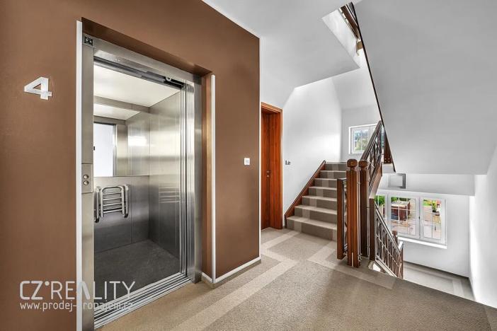 Prodej bytu 2+kk, Špindlerův Mlýn, 46 m2