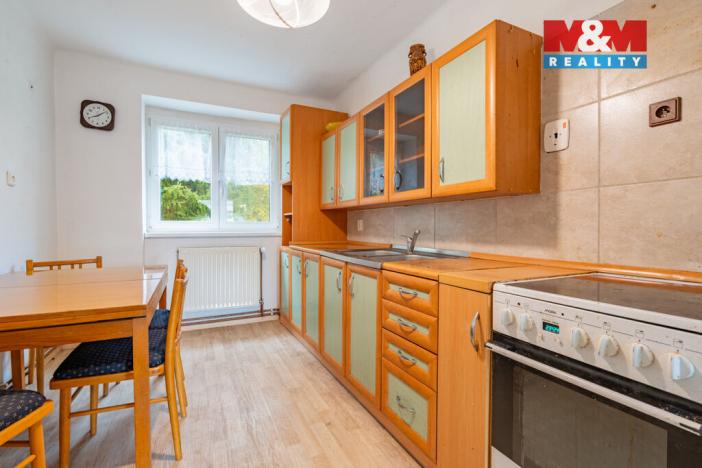 Prodej bytu 2+1, Trhové Sviny, Sídliště, 69 m2