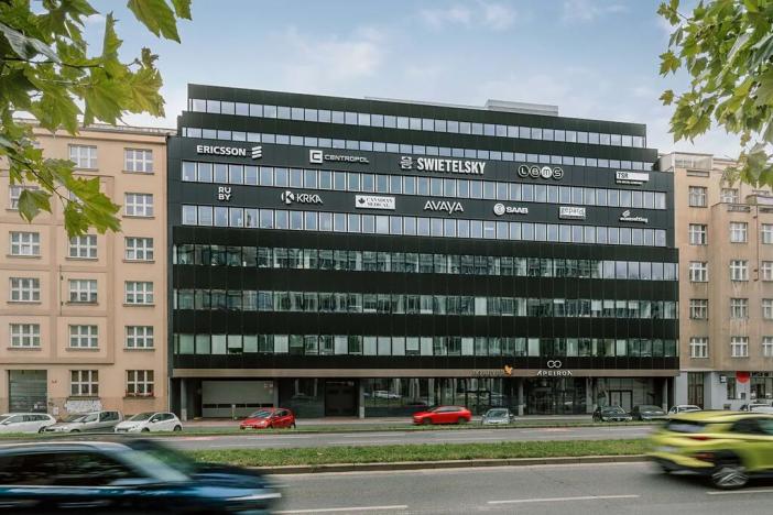 Pronájem kanceláře, Praha - Karlín, Sokolovská, 630 m2