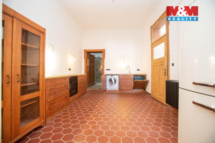 Prodej bytu 2+1, Jindřichův Hradec - Jindřichův Hradec I, Panská, 86 m2