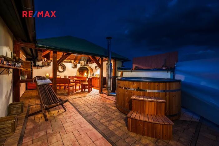 Prodej rodinného domu, Jabloňov, 154 m2