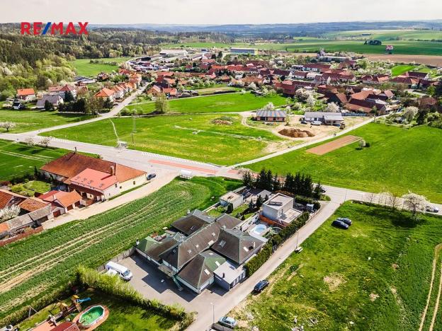 Prodej rodinného domu, Jabloňov, 154 m2