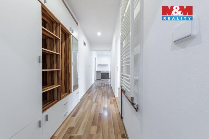 Prodej bytu 4+1, Bukovany, 111 m2