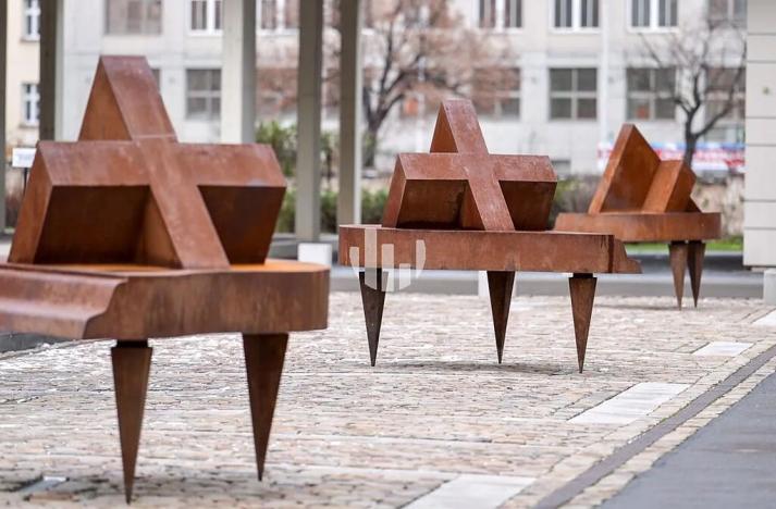 Pronájem kanceláře, Praha - Holešovice, U průhonu, 2124 m2