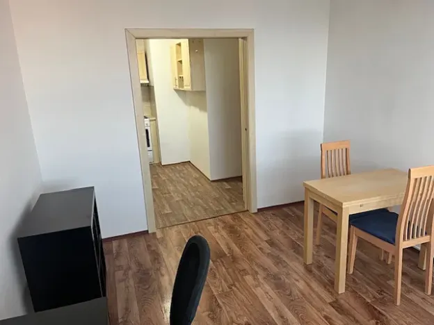 Pronájem bytu 2+kk, Praha - Prosek, Prosecká, 47 m2