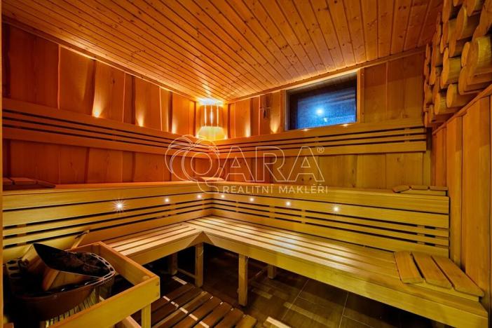 Prodej rodinného domu, Vrchlabí, 429 m2