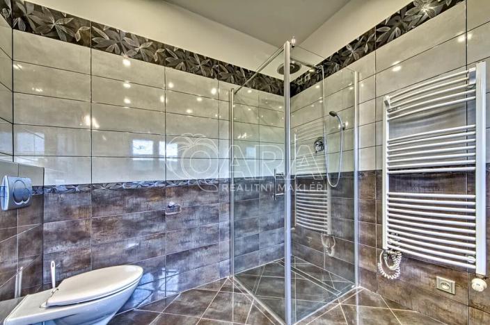 Prodej rodinného domu, Vrchlabí, 429 m2