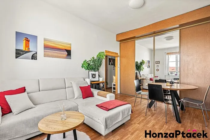 Prodej bytu 2+1, Praha - Strašnice, Kralická, 52 m2