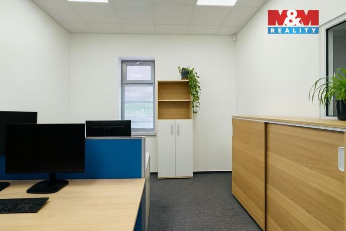 Prodej kanceláře, Klecany, V Honech, 179 m2