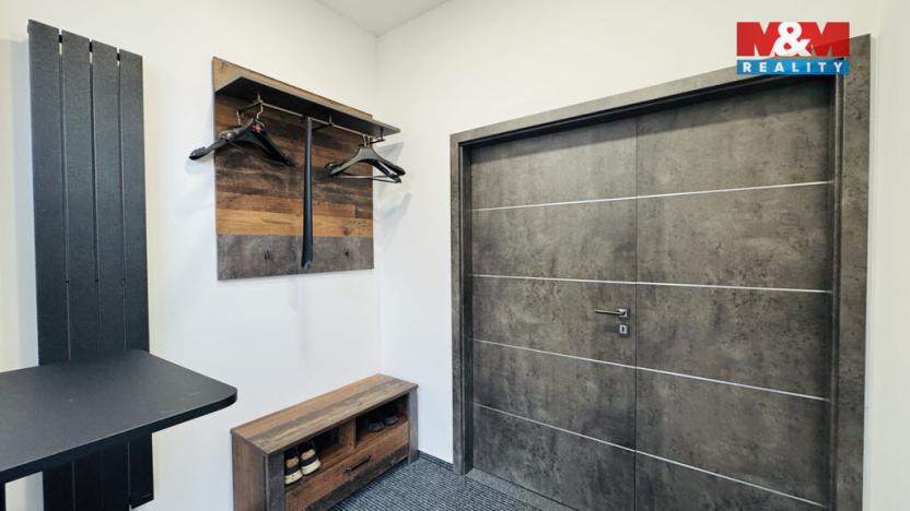 Prodej kanceláře, Klecany, V Honech, 179 m2