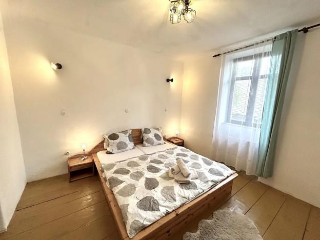 Prodej apartmánu, Líšnice, 300 m2